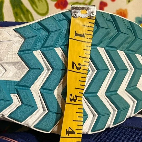 Saucony ladiesSneakers in Blue and Pink with Neon Accennt new without tag - Picture 13 of 13